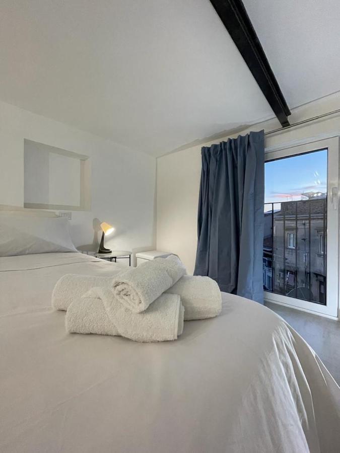 Cutelli Gold Bed & Breakfast คาตาเนีย ภายนอก รูปภาพ